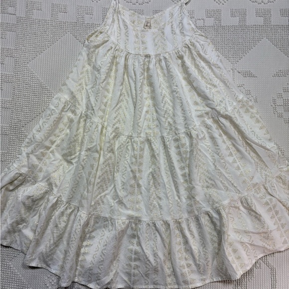 Elan White Gold Metallic Jacquard Tiered Babydoll Boho Mini Dress Size Small - Picture 3 of 14